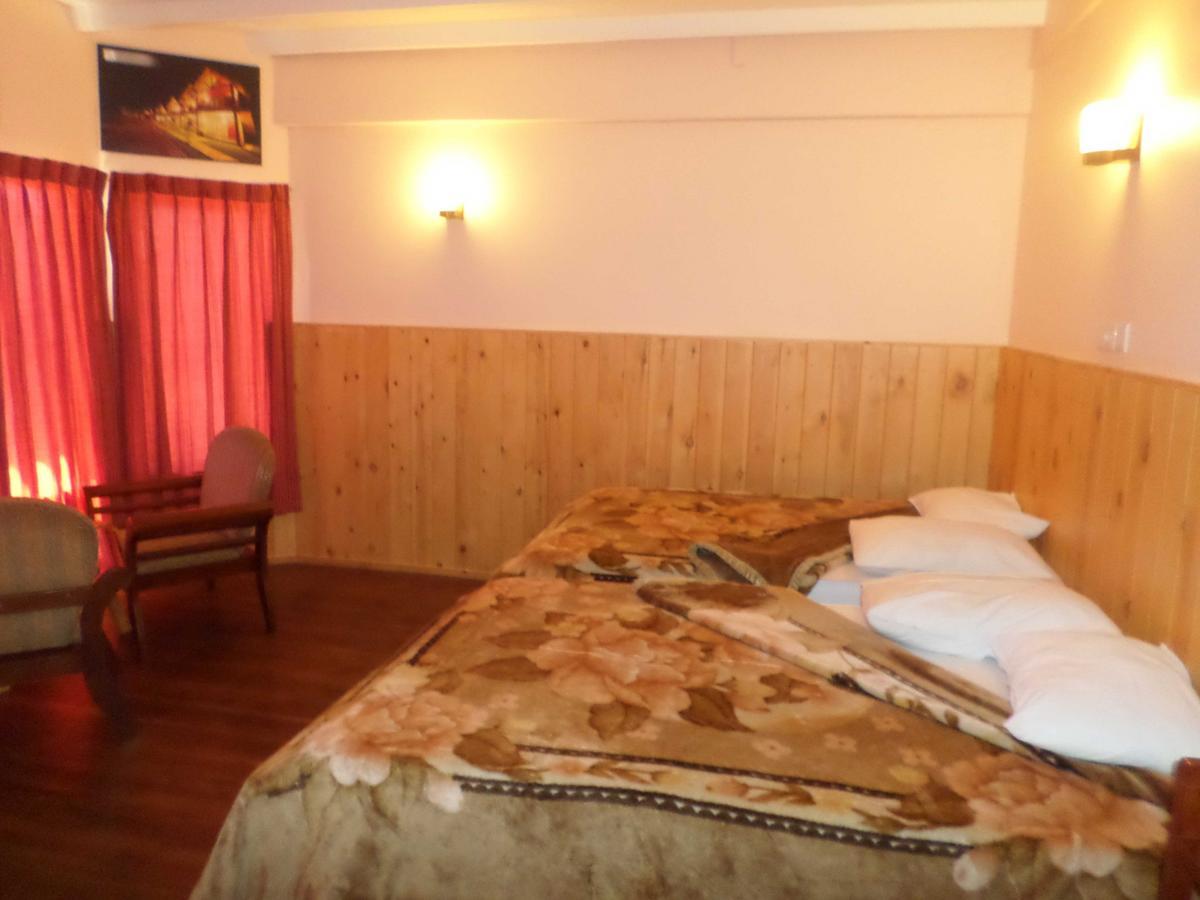 Vista Hotel Eden Hill นูวาราเอลิยา ภายนอก รูปภาพ